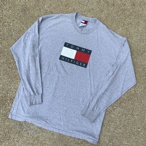 Vintage 90’s Tommy Hilfiger Flag LS T